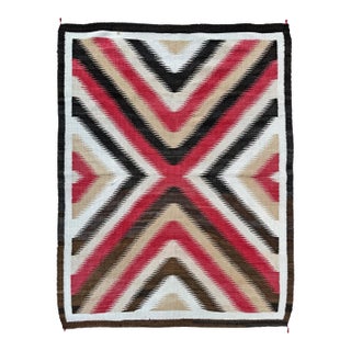 Mounted Early 20th Century Diné Eye Dazzler Rug For Sale