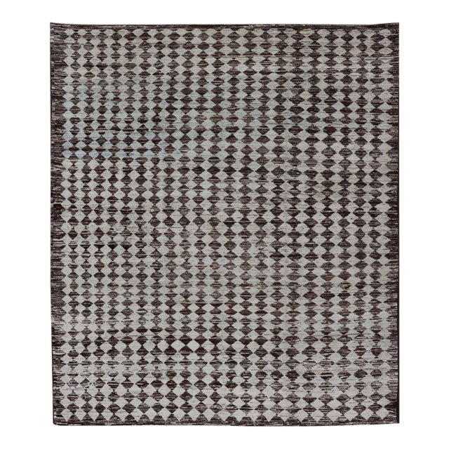 Tribal Moroccan With Intricate Diamond Pattern in White and Brown Tones 8'3 X 9'8 For Sale