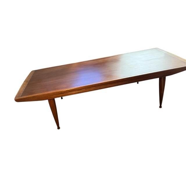 Vintage McM Coffee Table taper chamfered type leg- no makers mark, but presents as Lane. Very nice sturdy condition-...