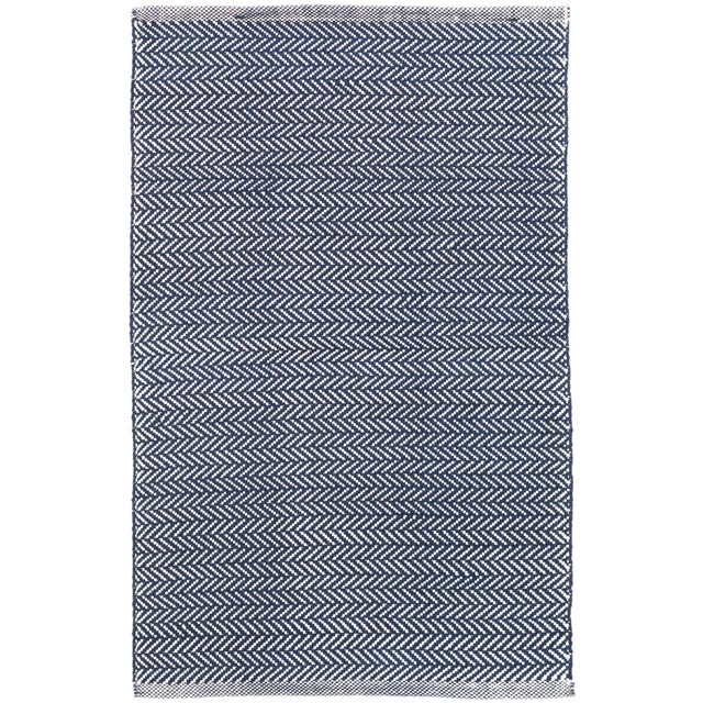 2020s Dash & Albert by Annie Selke Herringbone Indigo/White Indoor/Outdoor Rug, 10' x 14' For Sale - Image 5 of 5