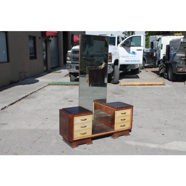 C1930's French Art Deco Parchment Goat Skin 6 Drawer Glamorous Ladies Vanity For Sale In Miami - Image 6 of 12