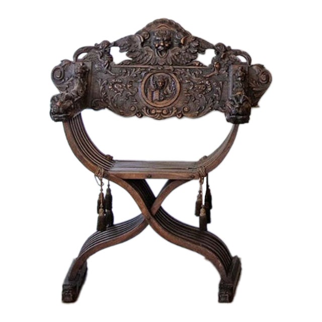 Late 19th Century Italian Renaissance Revival Carved Walnut Savonarola Chair For Sale
