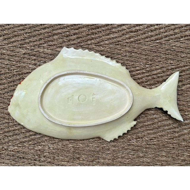 Early 20th Century Bordallo Pinheiro Portuguese Majolica Fish Plate Platter For Sale - Image 11 of 11