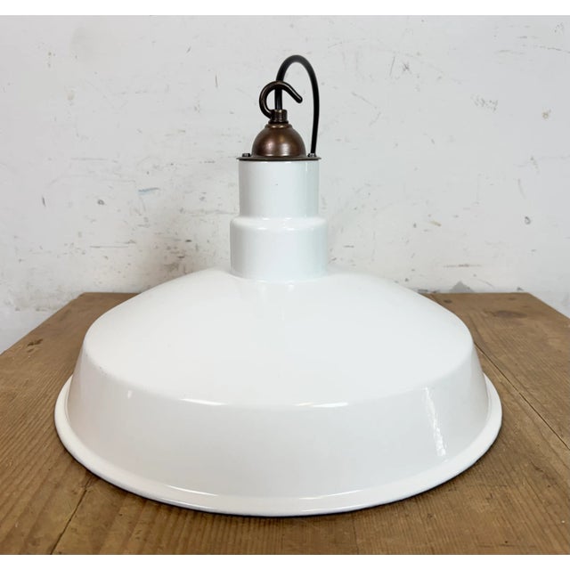 Industrial White Enamel Factory Pendant Lamp from Quadrangle Mfg. Co., 1960s For Sale - Image 9 of 18