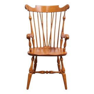 Ethan Allen Heirloom Nutmeg Maple Colonial Early American Fiddleback Duxbury Dining Arm Chair 10-6072a For Sale