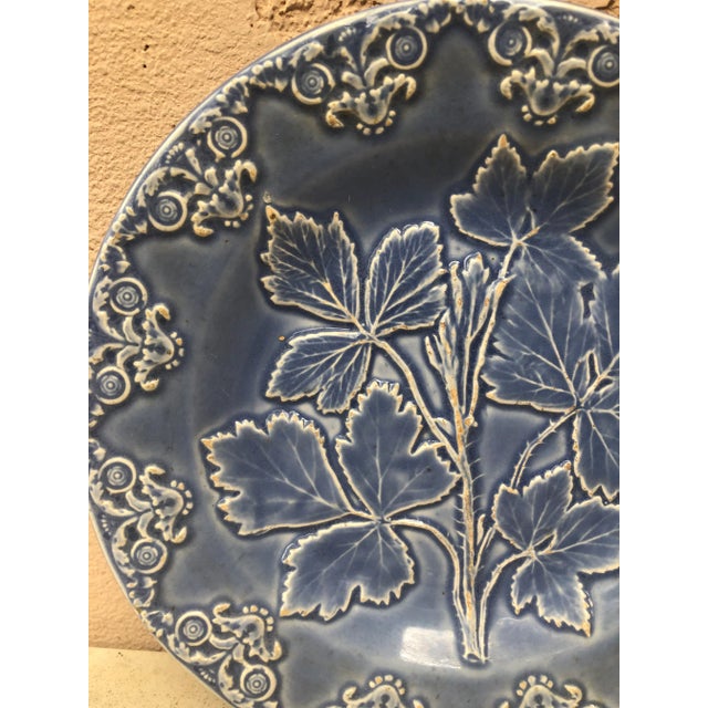 Victorian 19th Century English Majolica Blue Leaves Plate For Sale - Image 3 of 6