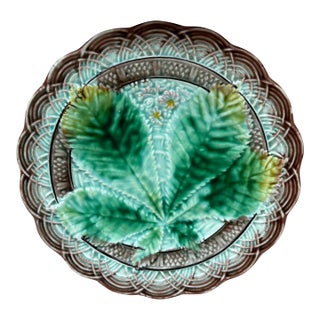 Majolica Chesnut Leaf Plate Villeroy & Boch, Circa 1890 For Sale