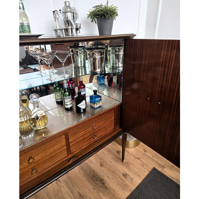 1940s Mid-Century Italian Art Deco Walnut Burl and Mirror Mosaic Dry Bar Cabinet by Paolo Buffa, 1940s For Sale - Image 5 of 14