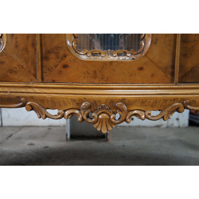 Wood Antique Italian Baroque Rococo Walnut Burr Curio Display Cabinet Glass Showcase For Sale - Image 7 of 18