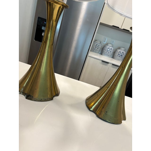Milo Baughman 70s Vintage Brass Flared Trumpet Table Lamps Attributed to Tony Paul - A Pair For Sale - Image 4 of 12
