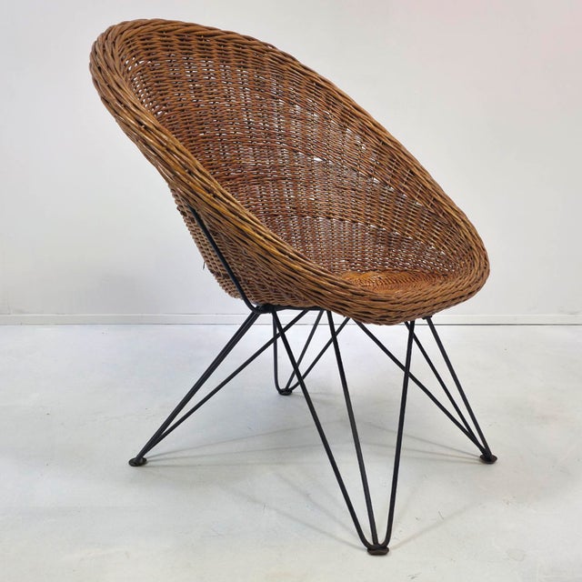 Mid-Century Modern Dutch Rattan Chair by Teun Velthuizen for Urotan, 1950s For Sale - Image 3 of 9