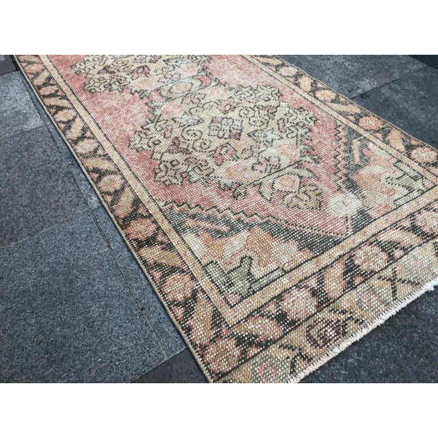 Beige 1960s Turkish Oushak Hallway Runner Rug For Sale - Image 8 of 11