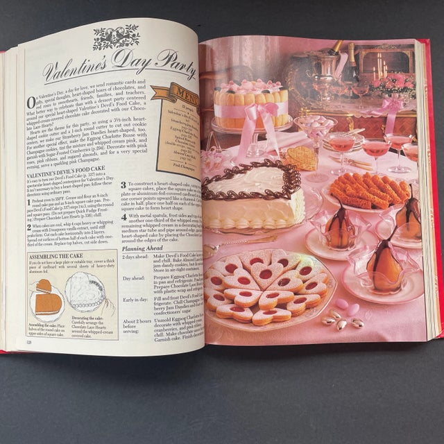 Vintage Good Housekeeping All-American Cookbook - Red Gold Hardcover - First Edition For Sale - Image 12 of 13