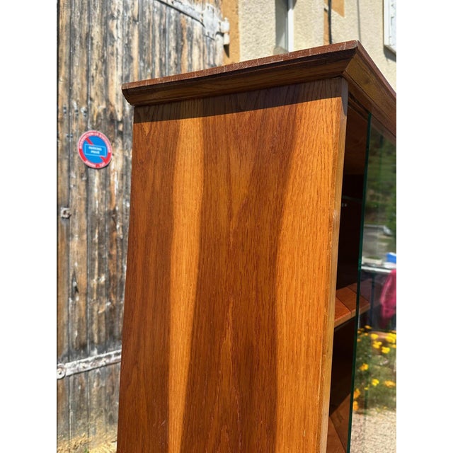 Vintage Walnut Showcase, 1960s For Sale - Image 6 of 11