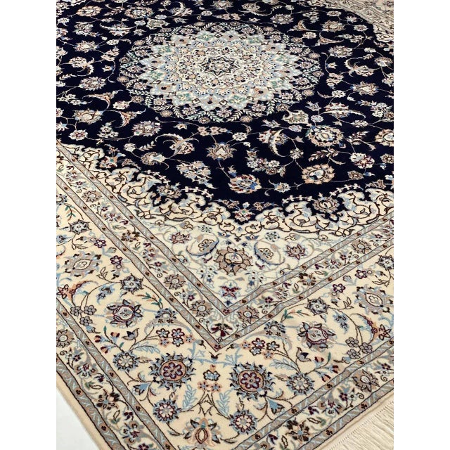 2020s 2020s Navy Habibian Nain Silk & Wool 6l For Sale - Image 5 of 11