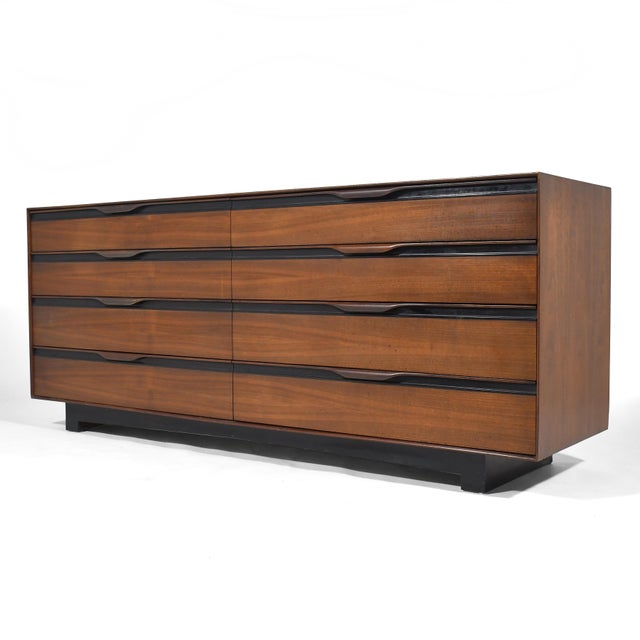 Glenn of California John Kapel Walnut Dresser by Glenn of California For Sale - Image 4 of 8