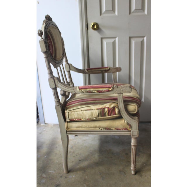 French Pair of Early 20th Century Louis XVI Revival Painted Armchairs, Circa 1900–1920 For Sale - Image 3 of 10