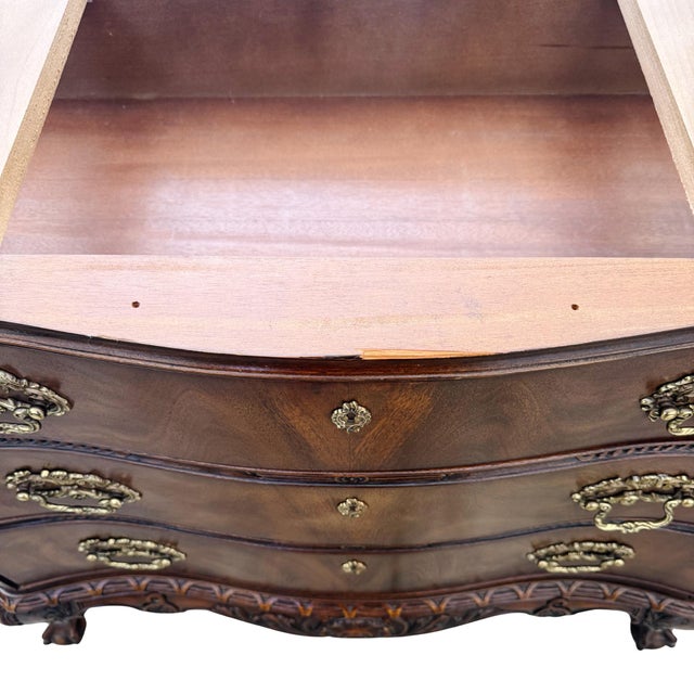 1980s Henredon Louis XV Style Serpentine Mahogany Commode With Marble Top & Ball and Claw Feet For Sale - Image 16 of 18