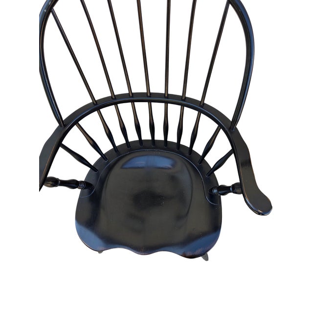 1990s 2 Nichols & Stone Windsor Armchairs Bow Comb Back Saddle Seat Distressed Country For Sale - Image 9 of 16