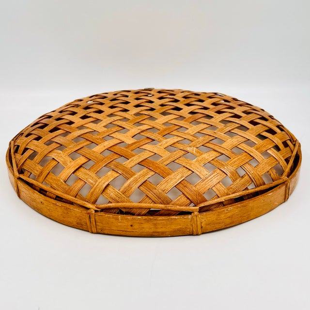 Mid 20th Century Mid 20th Century Chinoiserie Rattan Wicker Large Herb or Tobacco Drying Basket Tray or Wall Hanging For Sale - Image 5 of 11