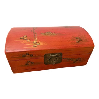 Vintage Chinoiserie Cinnabar Box For Sale