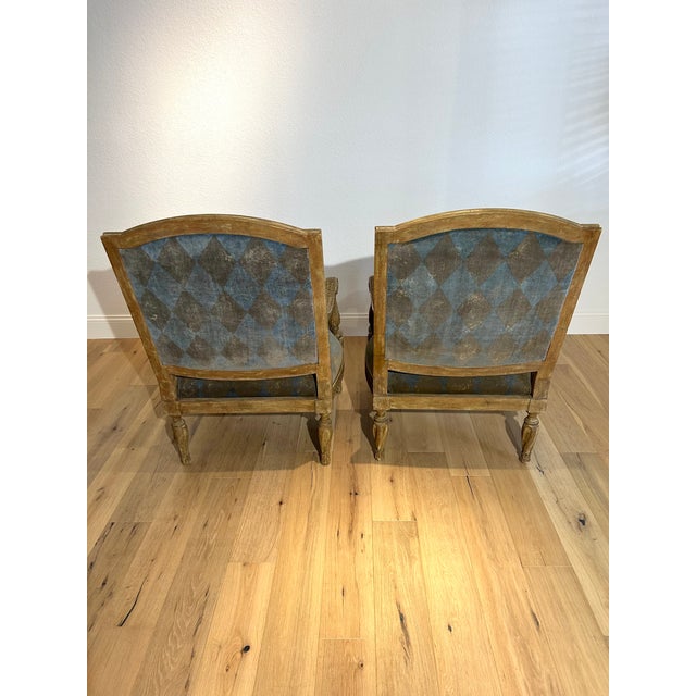 Italian 1990s Pair Dennis & Leen / Formations Carved Italian Chairs #Ch-03 For Sale - Image 3 of 4