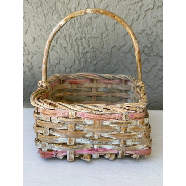 Farmhouse Vintage 1900s Natural Pink & White Wash Square Wicker Basket For Sale - Image 3 of 12