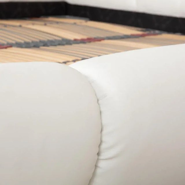Bed in White Leather from Bretz For Sale - Image 5 of 13