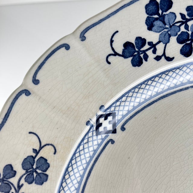 Round Jane Model Platter from KG Lunéville, 1890s For Sale - Image 9 of 12