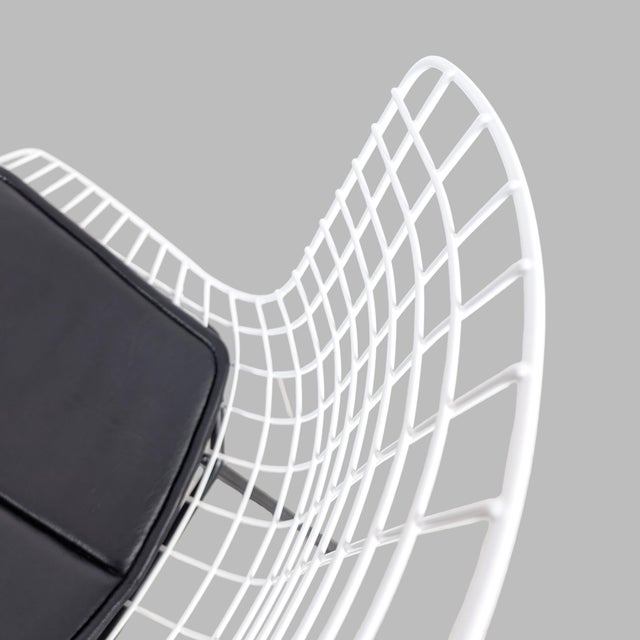 Black Chairs by Harry Bertoia for Knoll International, 1970s, Set of 2 For Sale - Image 8 of 10