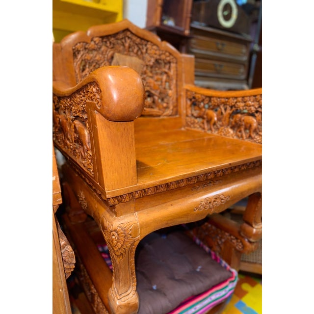 Hand-Carved Teakwood Seating Set with Coffee Table, Indonesia, 1970s, Set of 5 For Sale - Image 4 of 7
