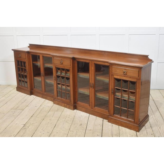 Large Breakfront Low Bookcase in Walnut, 1890s For Sale - Image 14 of 18