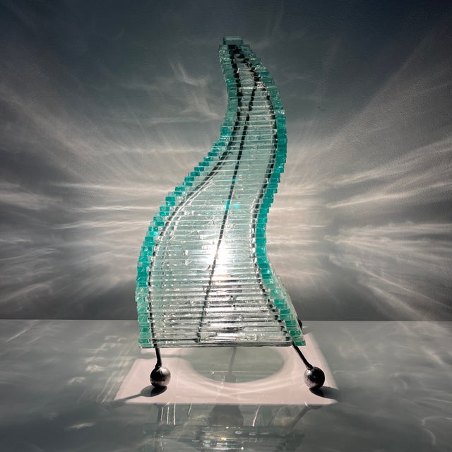 Pyramidal Table Lamp in Vintage Glass For Sale - Image 14 of 15