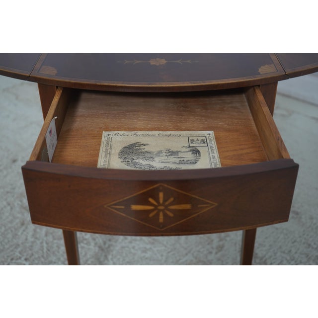 1980s Pair of Baker George III Mahogany Pembroke Drop Side Tables For Sale - Image 5 of 18
