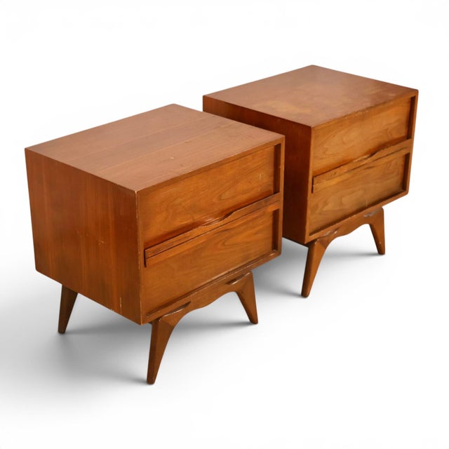 Mid-Century Modern Tobago Vintage Mid Century Modern Pair of Nightstands C. 1960s, Attributed For Sale - Image 3 of 12