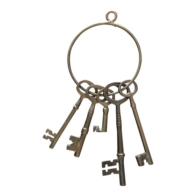 Antique Skeleton Key Ring With 5 Keys Chairish