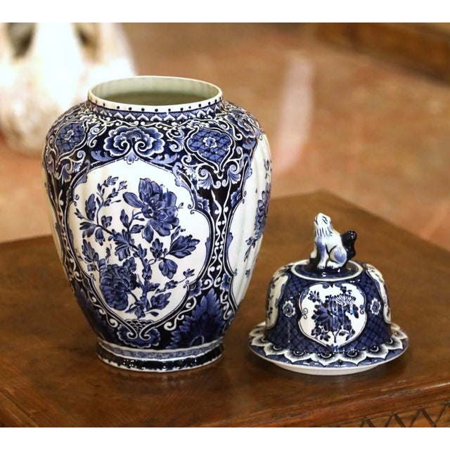 Traditional Mid-Century Dutch Delft Blue & White Covered Ginger Jar by Boch For Sale - Image 3 of 7