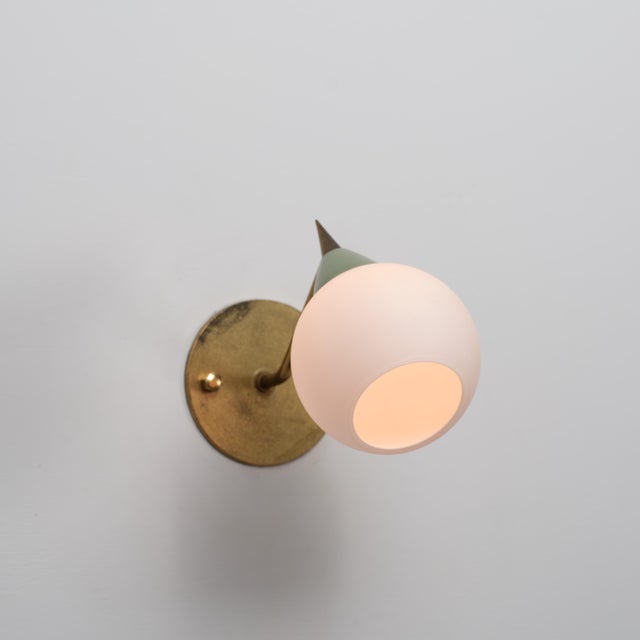 1950s Vintage Italian Green Lacquered Metal and Opaline Glass Wall Sconce, 1950s For Sale - Image 5 of 8