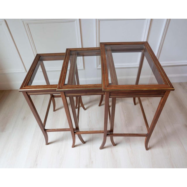 Set of Three Mahogany Nesting Tables with Glass Tops, France, Mid-20th Century For Sale In Atlanta - Image 6 of 17