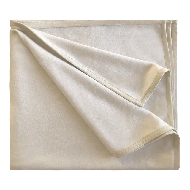 Pure White Cashmere and Silk Throw by Chiara Mennini for Midsummer-Milano For Sale