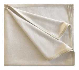 Pure White Cashmere and Silk Throw by Chiara Mennini for Midsummer-Milano