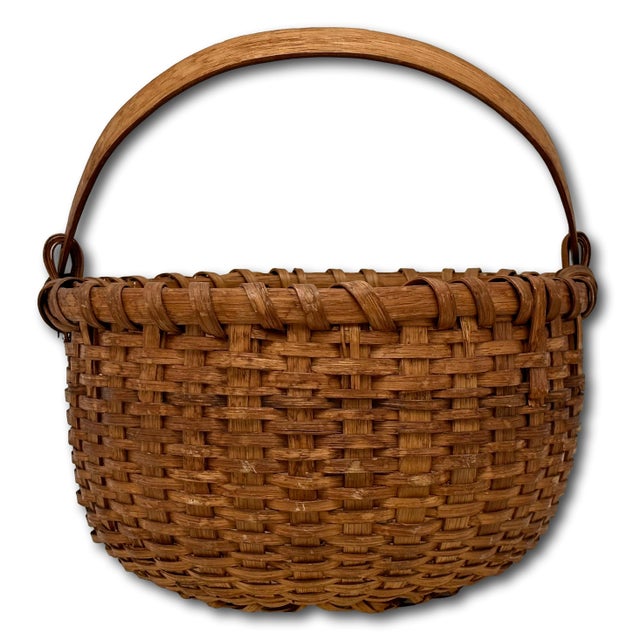 Wood Antique Late 19th Century American Hand Woven Ash Wood Splint Swing Handle Carry Basket - Nice Color & Patina For Sale - Image 7 of 18