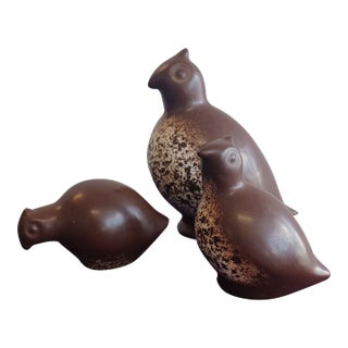 ​Mid-Century Howard Pierce California Pottery Quail Family - Set of 3 For Sale