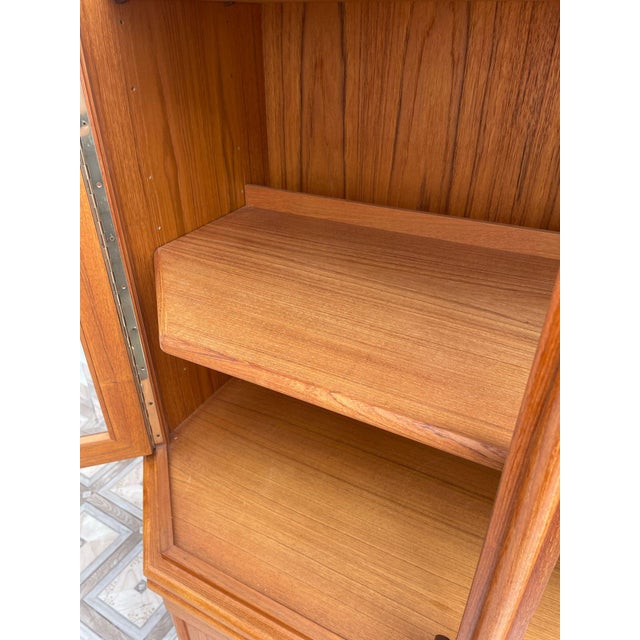Brown Danish Illuminated Teak Display Cabinet For Sale - Image 8 of 18