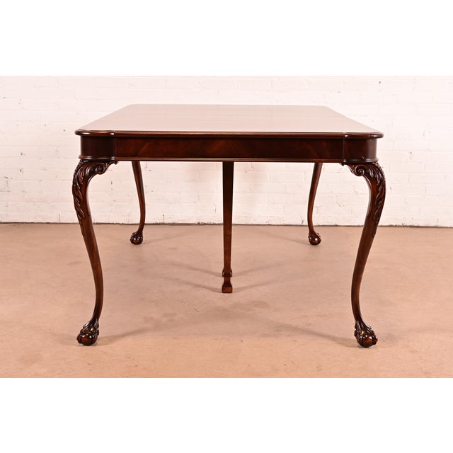 Romweber Style Chippendale Carved Mahogany Extension Dining Table, Newly Refinished For Sale - Image 16 of 18