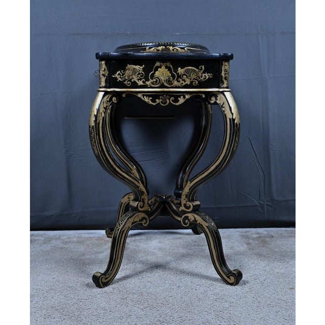 Napoleon III Painted Wooden Worktable, Mid-19th Century For Sale - Image 15 of 18