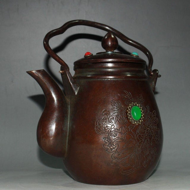 1960s Vintage Copper Wine Pot | Chased Floral Motif & Faux Gemstone | Chinese Tea Kettle For Sale - Image 5 of 9