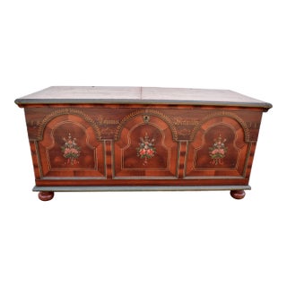 Mid 19th Century Pine Trunk or Blanket Chest in Original Decorative Paint For Sale