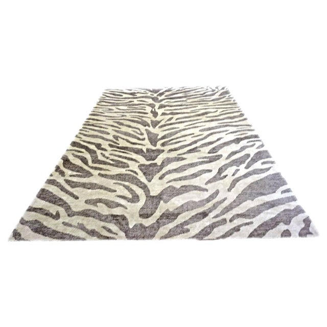 Condition: New Origin: Nepal Design: Modern - Cloud 49-1 Actual size: 9.11 x 14.2 Color: Gray, Brown, Ivory, Taupe...