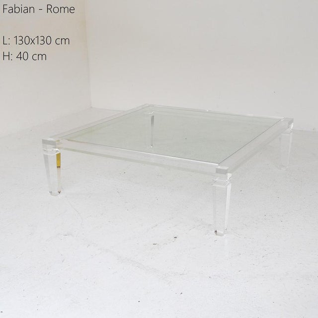 Elegant low coffee table produced by Fabian in Rome in the 1970s. The frame is made entirely of transparent acrylic glass...